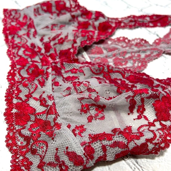 🆕 Free People Wild Roses Racerback Bra - Cloud/Ruby Combo - Size Large - Picture 15 of 16